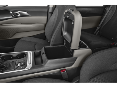 2025 Kia Carnival LX