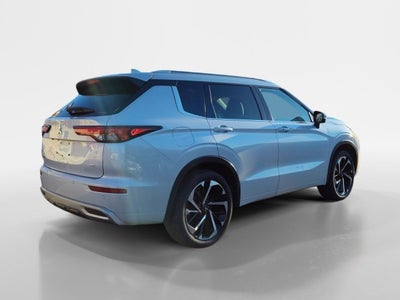 2023 Mitsubishi Outlander SEL