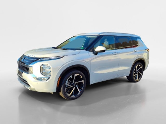 2023 Mitsubishi Outlander SEL