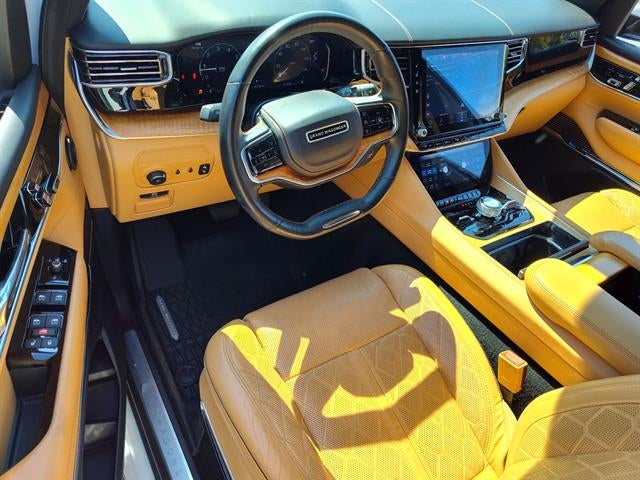 2022 Jeep Grand Wagoneer Series III