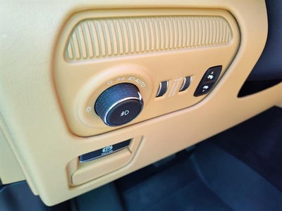 2022 Jeep Grand Wagoneer Series III