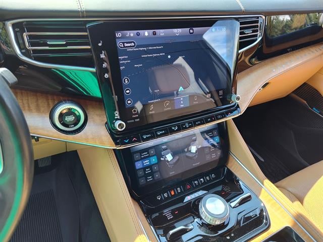 2022 Jeep Grand Wagoneer Series III