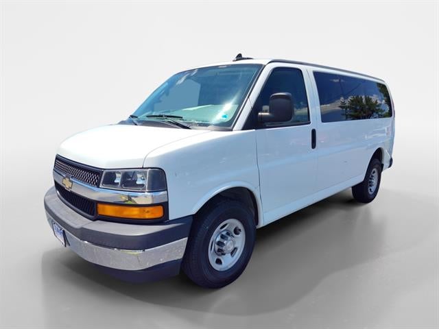 2017 Chevrolet Express Passenger LT 2500