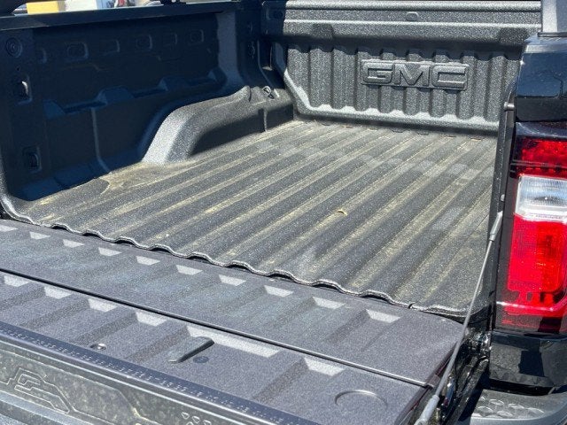 2025 GMC Canyon 4WD AT4