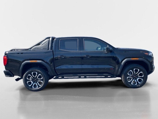 2025 GMC Canyon 4WD AT4