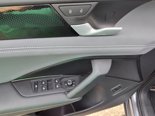 2025 Volkswagen Tiguan SE R-Line Black 4Motion