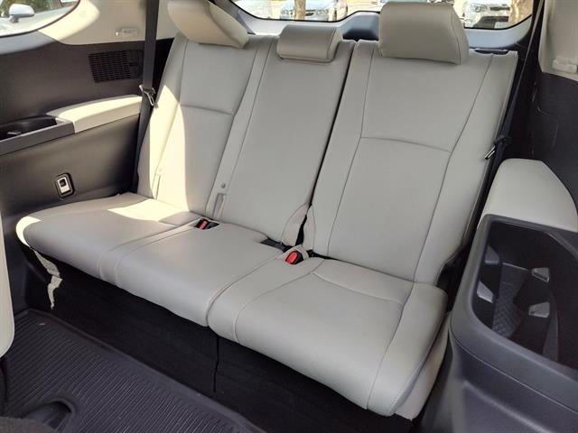 2025 Toyota Grand Highlander LE