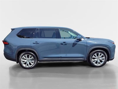 2025 Toyota Grand Highlander LE