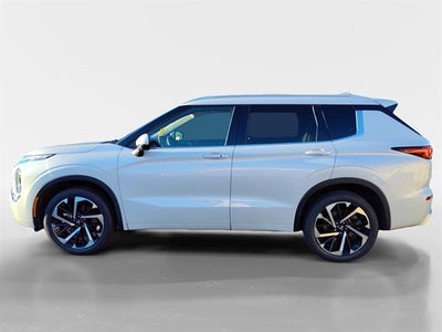 2023 Mitsubishi Outlander SEL