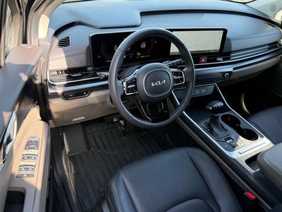 2025 Kia Carnival LXS