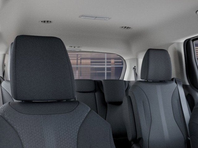 2025 Kia Carnival LX